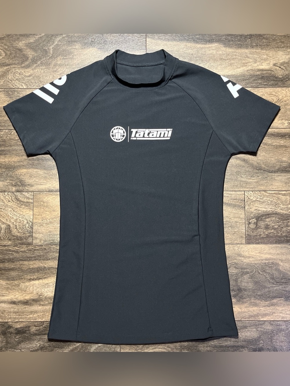 Tatami Fightwear Jiu Jitsu Rash Guard Men’s M Black Short Sleeve BJJ MMA EUC